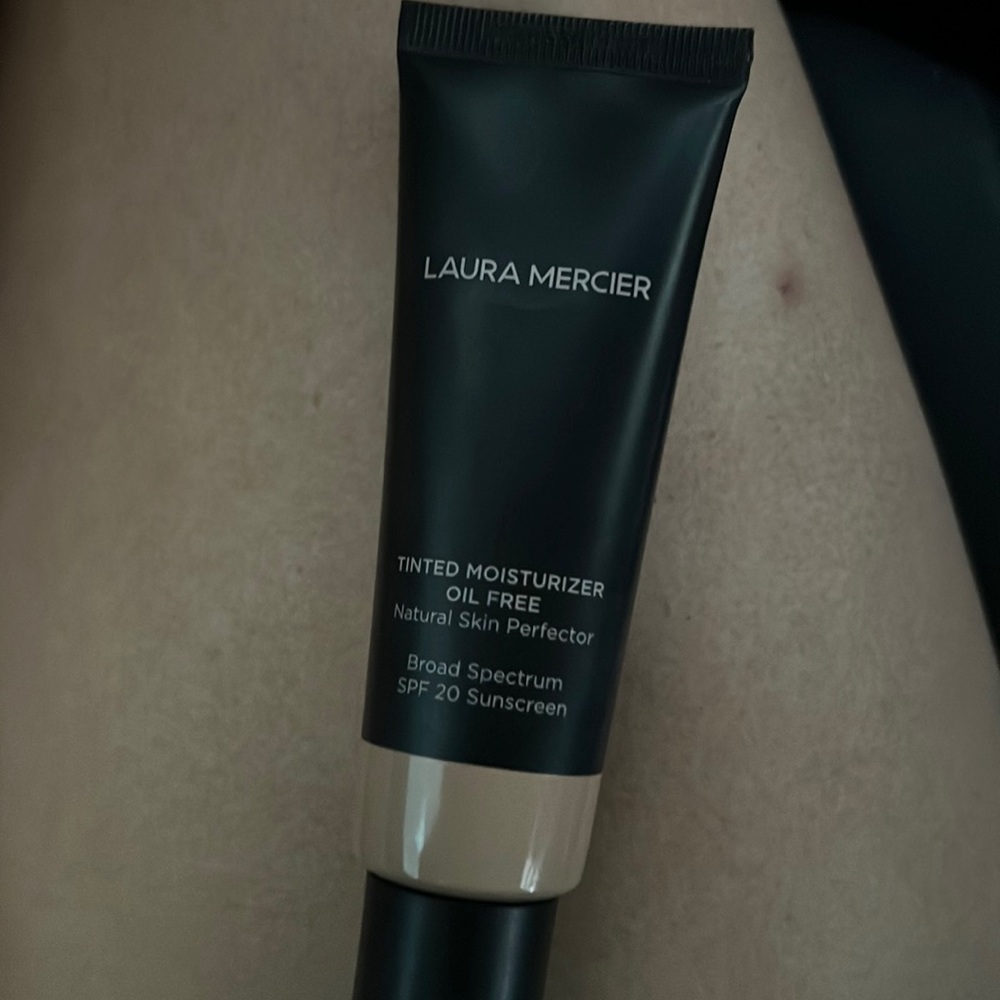 Laura Mercier Tinted Moisturizer - shade 1N2 Vanille